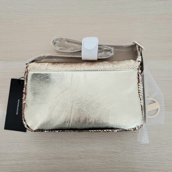 Nicole Miller Gold Sequin Shoulder Bag Purse Small Fold Over Snap Closure Party - Picture 2 of 5